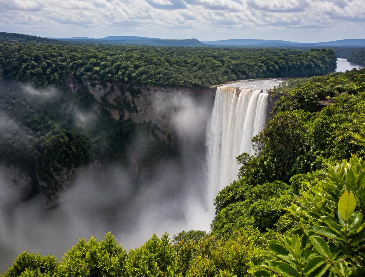 Guyana — Forêts & cascades